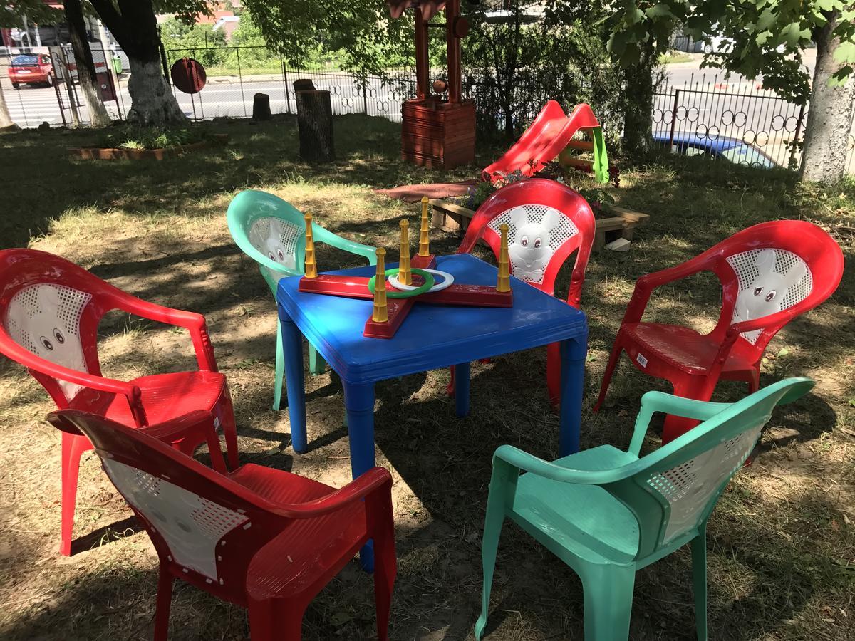 Pensiunea Basarabia Onesti Zewnętrze zdjęcie